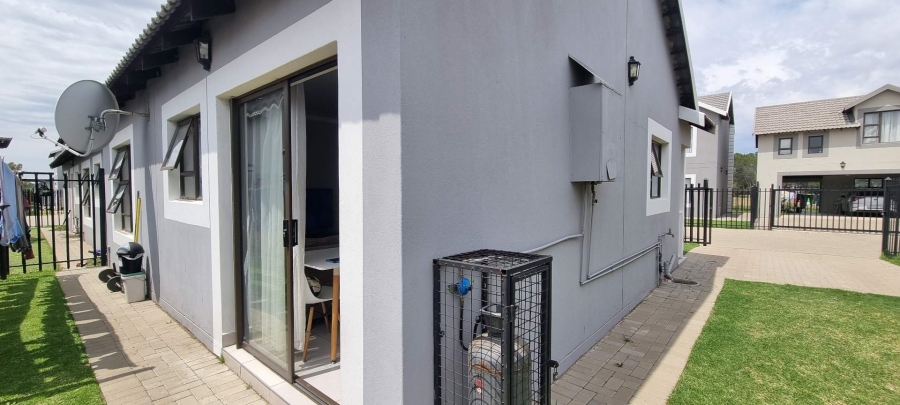 2 Bedroom Property for Sale in Heidedal Free State